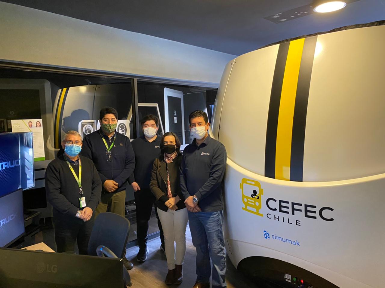 Simulador de vehículos pesados para capacitación en Chile