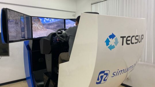 TECSUP adquiere tres simuladores Simumak