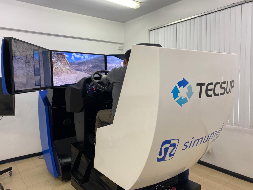 TECSUP acquires three Simumak simulators
